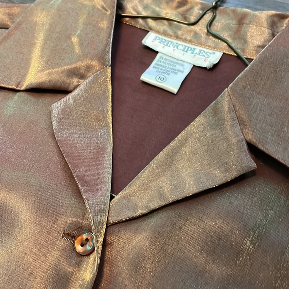 NEW Colour Reflecting Button Up Collared for Womens - Picture 3 of 7